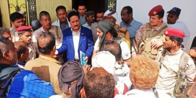 الشقي يناقش تداعيات مقتل المزارع المقبولي مع شخصيات اجتماعية وزراعية في أبين
