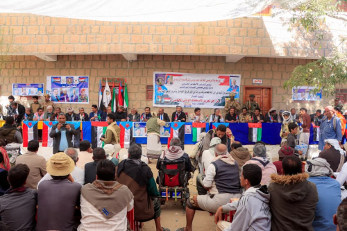 فريق التواصل وتعزيز الوعي السياسي يعقد لقاءً موسعًا مع قيادة المجلس والسلطة المحلية في بيحان فريق التواصل وتعزيز الوعي السياسي يعقد لقاءً موسعًا مع قيادة المجلس والسلطة المحلية في بيحان