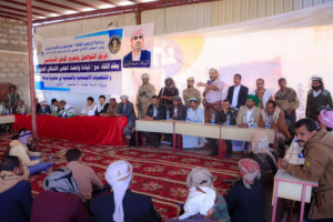 الشيخ راجح سعيد باكريت يتكفل بإنشاء خزان مياه جديد في الهجير بمرخة السفلى