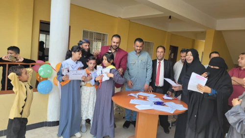 “الصلاحي” يكرم أوائل طلاب مدرسة الشهيد منير أبو اليمامة بمديرية المنصورة