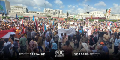 متظاهرو العروض يطالبون بتحسين الأوضاع المعيشية