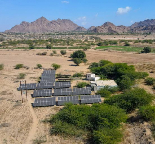 بدعم إماراتي .. بدء المرحلة الثالثة من مشروع توفير المياه لأهالي لودر