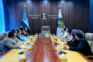 الدكتور الخُبجي يستقبل وفد منظمة "برجهوف" الألمانية في العاصمة عدن
