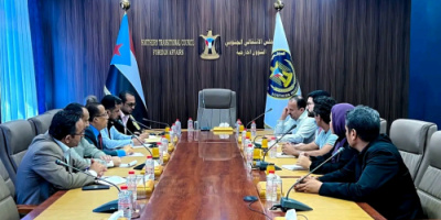 الدكتور الخُبجي يستقبل وفد منظمة "برجهوف" الألمانية في العاصمة عدن