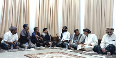  الدكتور سالم القميري وقيادة انتقالي المهرة تقدم واجب العزاء لأسرة الفقيد علي محفوظ جعرة 
