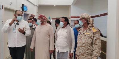 محافظ سقطرى يطلع على الخدمات الطبية بمستشفى خليفة ويشيد بجهودها التطويرية المستمرة