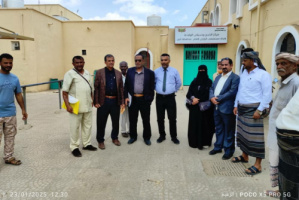 لجنة الصحة و البيئة في المجلس الانتقالي تطلع على سير العمل في هيئة مستشفى الرازي العام بأبين