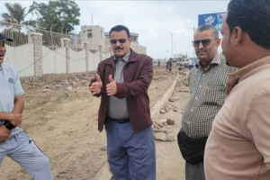 مدير عام المنصورة يتفقد أعمال التحسين في عدد من شوارع منطقة الدرين