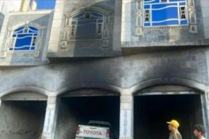 جريمة مروعة: مجهولون يحرقون منزل مغترب وسيارته أثناء غيابه