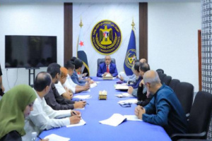 الأمانة العامة تناقش تقرير أداء عمل دوائرها لعام 2024م