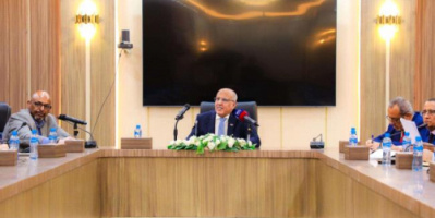 الكثيري يترأس اجتماعاً مشتركاً لقيادات الانتقالي وممثلي المنظمات الدولية والوزارات والمصالح الحكومية