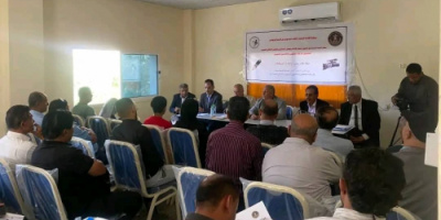 اللجنة الاستشارية لشؤون الثقافة والإعلام تنظم حلقة نقاشية حول " الإدارة الصحفية