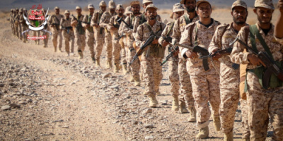 قوات العمالقة الجنوبية تنفّذ مسيرًا عسكريًّا لتعزيز جاهزية منتسبيها
