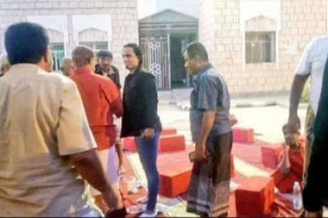السقاف يؤدي واجب العزاء في وفاة الدكتور عدنان أحمد