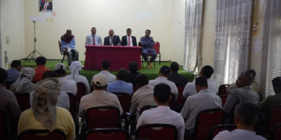 تنفيذي سقطرى.. يؤكد على توقيف الأعمال المخالفة على السواحل والمواقع البيئية الأثرية