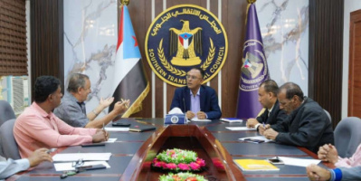 انتقالي العاصمة عدن يعقد لقاءً تشاوريًا برؤساء أقسام الشؤون القانونية وحقوق الإنسان في المديريات