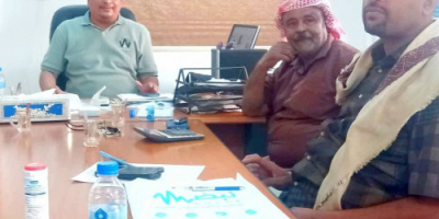 رئيس انتقالي تريم يزور مؤسسة الكهرباء ويطلع على أوضاعها 