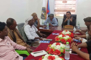 انتقالي سقطرى يعقد لقاءً تشاوريًا برؤساء أقسام الاقتصادية في مديريتي حديبوه وقلنسية وعبدالكوري