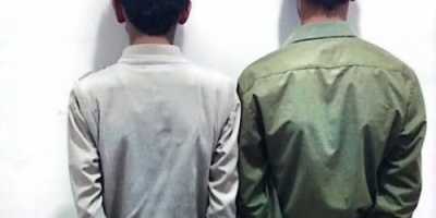قوات دفاع شبوة تلقي القبض على ثلاثة أشخاص وبحوزتهم كمية من مادة الشبو في مدخل مدينة عتق