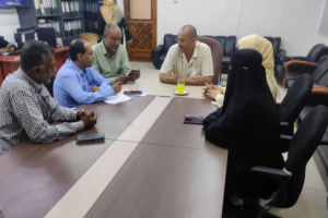 الأمانة العامة تطلع على سير العمل في المؤسسة المحلية للمياه والصرف الصحي بالعاصمة عدن