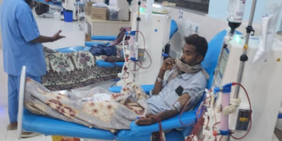 مياه المجاري تطفح في غرفة الغسيل الكلوي بمستشفى الجمهورية بعدن