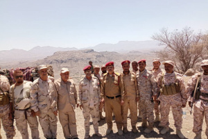 لجنة عسكرية تزور القوات الجنوبية المرابطة بجبهتي كرش وحُمالة الحدوديتين