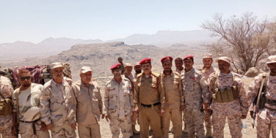لجنة عسكرية تزور القوات الجنوبية المرابطة بجبهتي كرش وحُمالة الحدوديتين