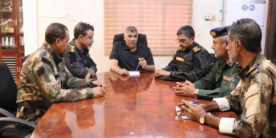 المنهالي يستعرض أداء إدارة مكافحة المخدرات بساحل حضرموت