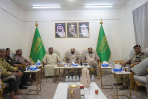 محافظ سقطرى يعايد قيادة قوة 808 للدعم والإسناد