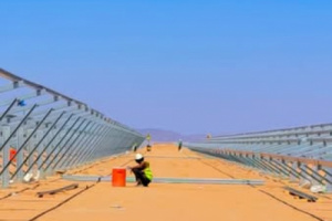 اقتراب إنجاز مشروع الطاقة الشمسية بشبوة.. خطوة فارقة نحو التنمية المستدامة
