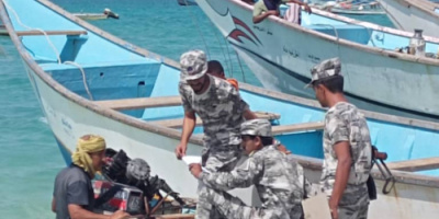 خفر السواحل بشبوة تدشن ترقيم قوارب الصيادين في سواحل رضوم
