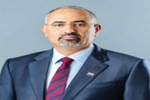 الرئيس الزُبيدي يعزّي بوفاة الشيخ عوض حسين بن عشيم