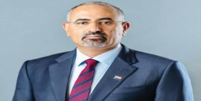 الرئيس الزُبيدي يعزّي بوفاة الشيخ عوض حسين بن عشيم