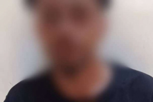 قوات الحزام الأمني تلقي القبض على متهم بالسرقة في مديرية المنصورة