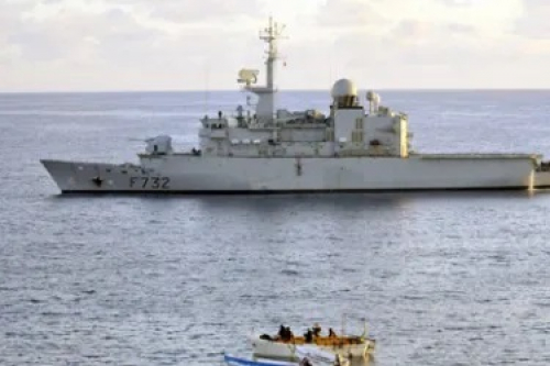 قوات دولية تطلق عملية “روح البحر” لمكافحة القرصنة في خليج عدن قوات دولية تطلق عملية “روح البحر” لمكافحة القرصنة في خليج عدن