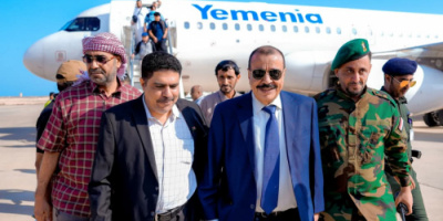 اللواء بن بريك يصل إلى المكلا