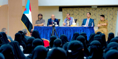 اللواء بن بريك يعقد لقاءً موسعًا بالمكونات النسوية في حضرموت