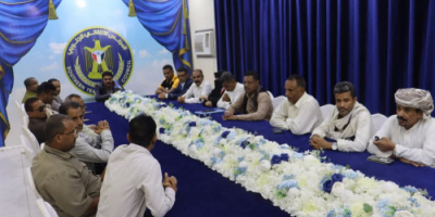 رئيس تنفيذية انتقالي حضرموت يلتقي وفد قيادة انتقالي لحج المشاركين في مليونية “حضرموت أولًا”