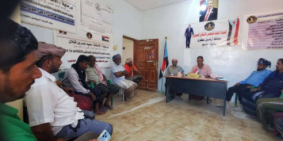 رئيس تنفيذية انتقالي سقطرى يطّلع على نشاط مركز قاضب ويؤكد أهمية تعزيز الخدمات المحلية