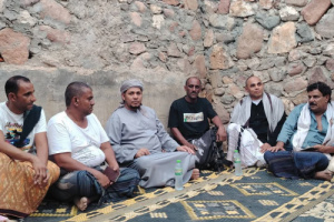 محافظ سقطرى يعزي قبيلة الركبي في وفاة سعد علي ركبي