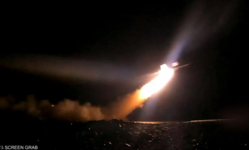 الجيش الإسرائيلي يعترض صاروخا من اليمن.. والحوثي: استهدفنا قاعدة بحيفا