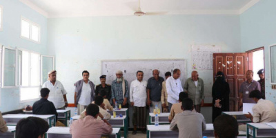 انتقالي قشن يتفقد مركز امتحانات طلاب الثانوية العامة بالمديرية