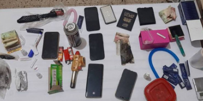 خلال مداهمة .. ضبط عصابة لترويج الحشيش والشبو في المكلا 