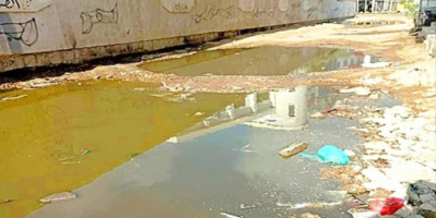 كارثة صحية تهدد طلاب ثانوية حامد خليفة في عدن.. المجاري تطفح والحميات تنتشر وسط صمت رسمي