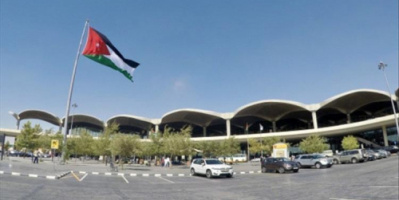 مصير غامض لعشرات المسافرين اليمنيين العالقين في مطار الأردن