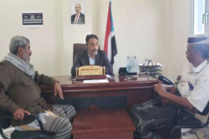 رئيس انتقالي أبين يلتقي مدير عام الوضيع ورئيس نيابة الاستئناف بالمحافظة
