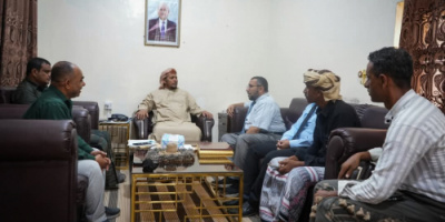 محافظ سقطرى يلتقي رئيس مؤسسة طيبة للتنمية لبحث سبل تعزيز العمل التنموي في الأرخبيل