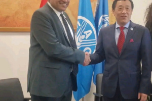 الوزير السقطري يبحث مع مدير منظمة (FAO) التعاون المشترك
