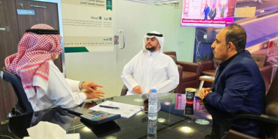 محافظ حضرموت ووزير الكهرباء يناقشان مع البرنامج السعودي مشاريع استراتيجية للكهرباء والتعليم العالي
