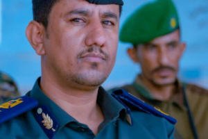 العميد الحوشبي  يُعزي مدير الشؤون القانونية لقوات الحزام الامني في وفاة شقيقه